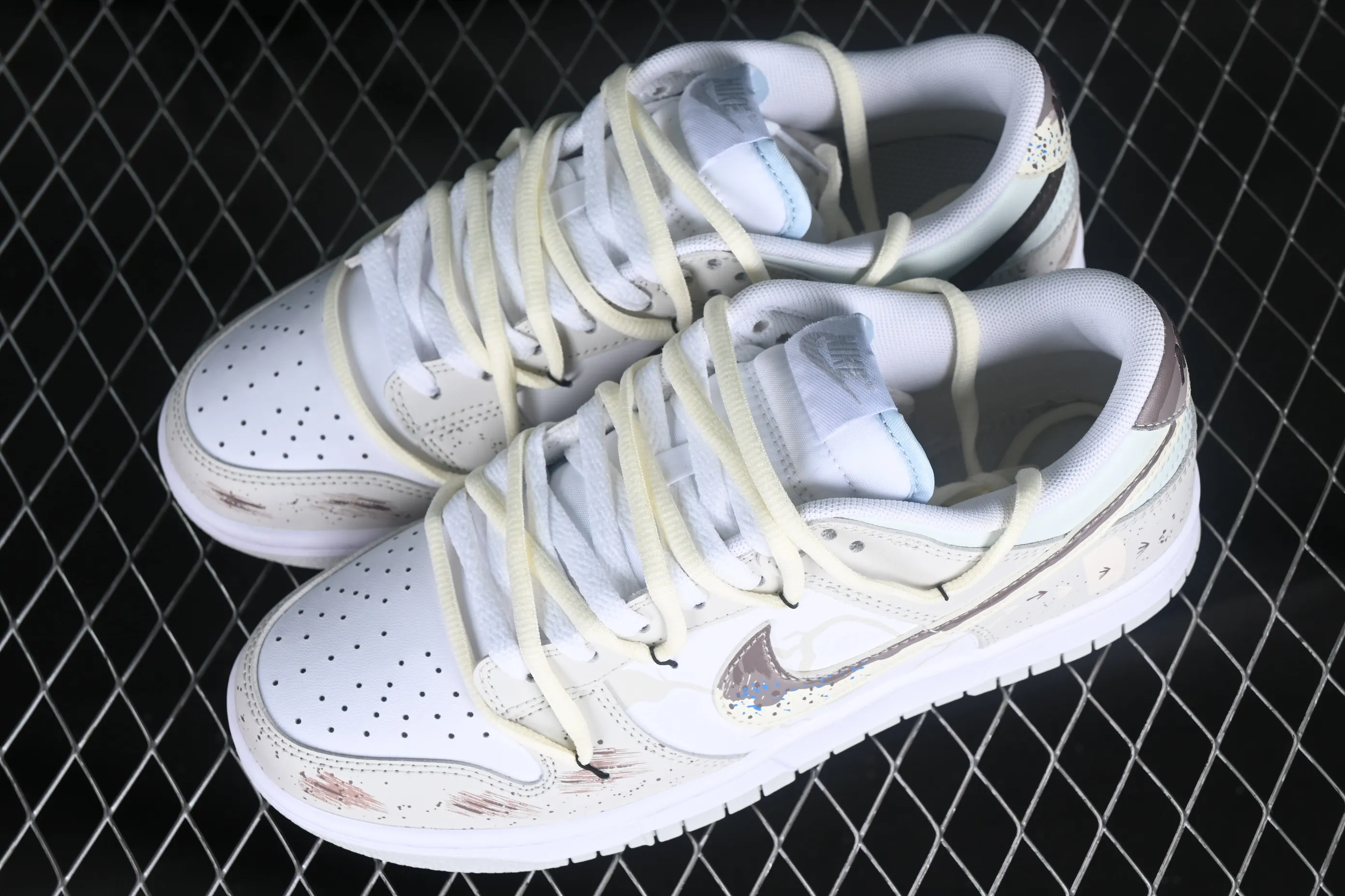 All Categories Nk SB Dunk Series Nk SB Dunk Low Low-top Sneakers Nk Dunk Low "Neutral" Urban Ruins Taupe Retro Deconstruction SB Strap Low-top Casual Sneakers DV0831-101